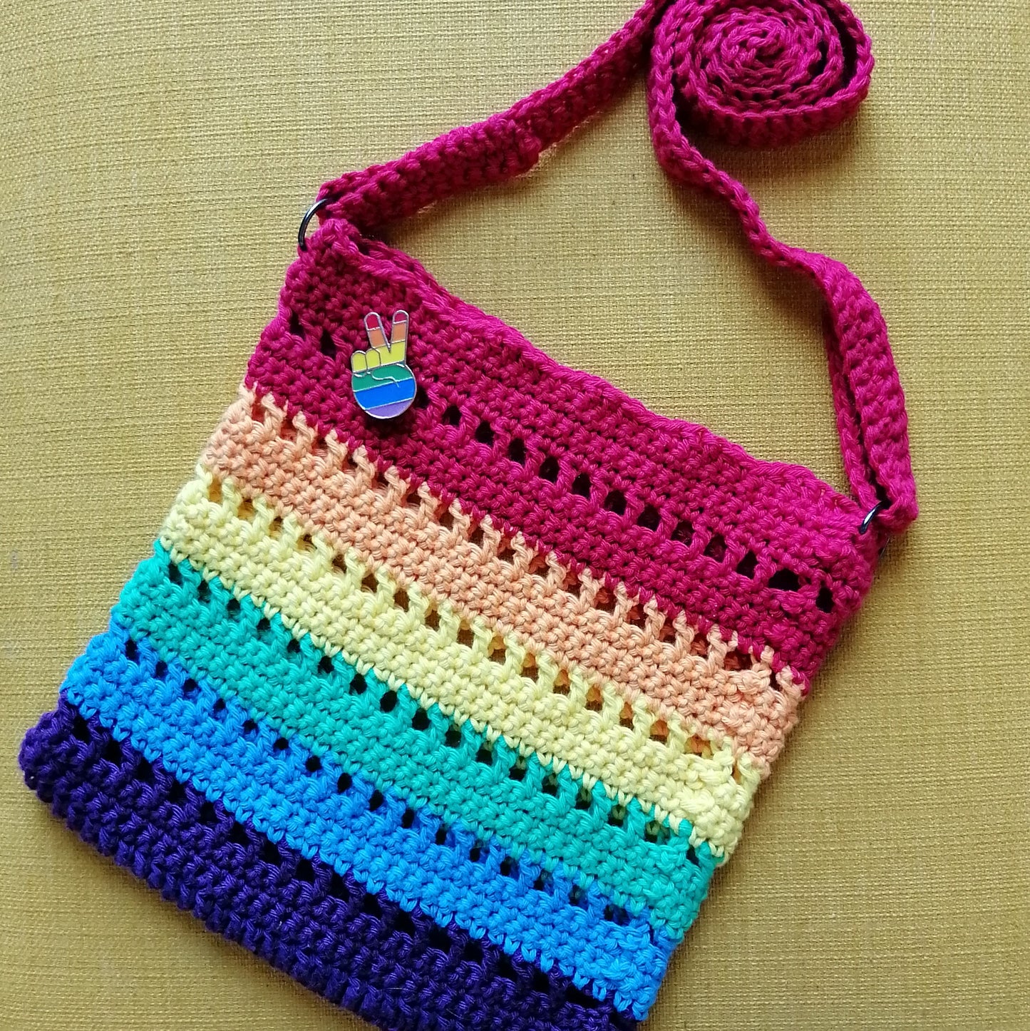 Häkeltasche Regenbogen