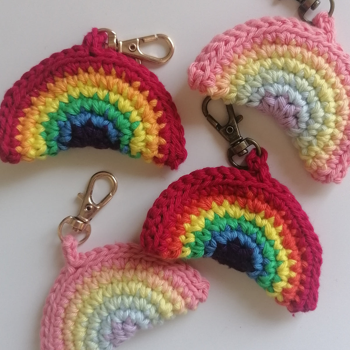 Häkelanleitung - Rainbow Keychain (US/UK terms)