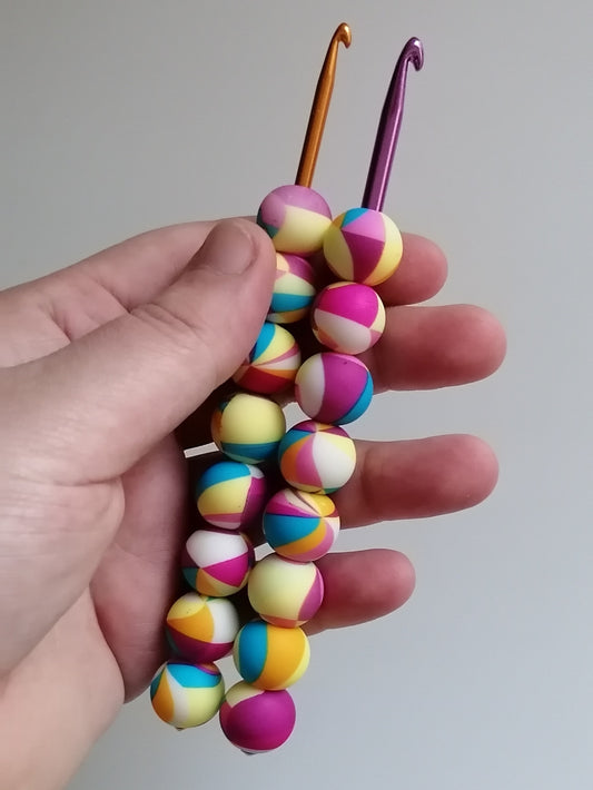 Ergonomische Häkelnadel - Bunte Formen