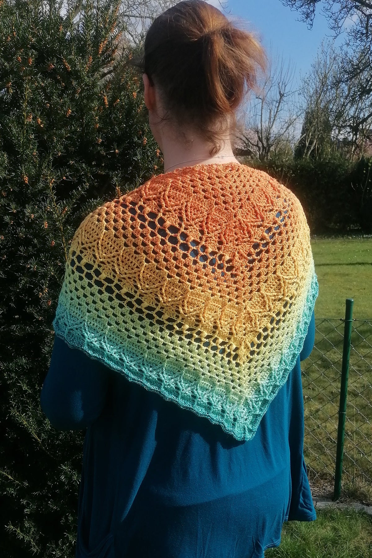 Häkelanleitung - Springtime Whispers Shawl (UK/ US terms)